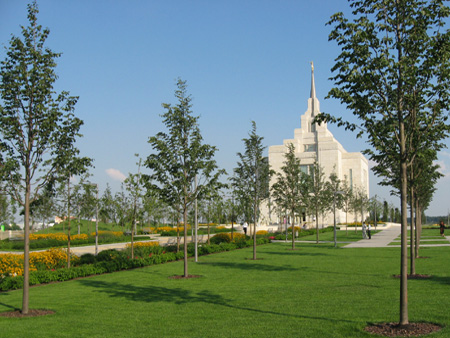 Blick zum Tempel